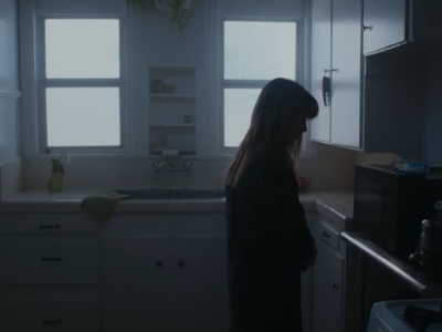 2022_-_Mckenna_Grace_-_do_all_my_friends_hate_me_mp40192.jpg