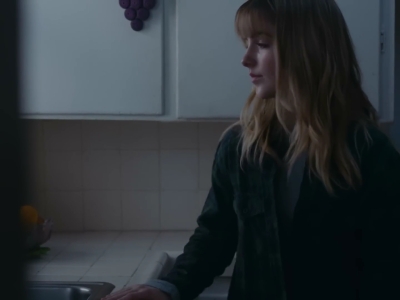 2022_-_Mckenna_Grace_-_do_all_my_friends_hate_me_mp40199.jpg