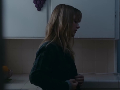 2022_-_Mckenna_Grace_-_do_all_my_friends_hate_me_mp40207.jpg