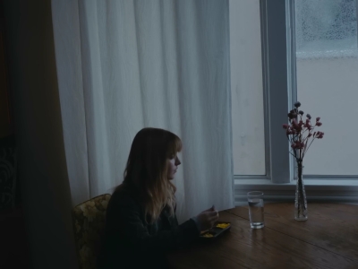 2022_-_Mckenna_Grace_-_do_all_my_friends_hate_me_mp40228.jpg