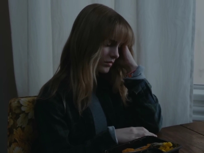 2022_-_Mckenna_Grace_-_do_all_my_friends_hate_me_mp40239.jpg