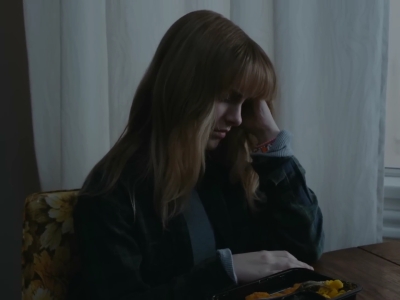 2022_-_Mckenna_Grace_-_do_all_my_friends_hate_me_mp40240.jpg