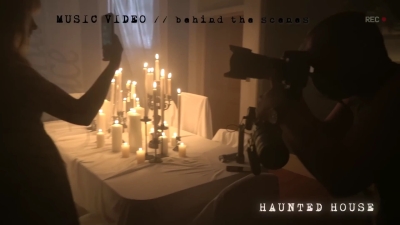 2022_-_Mckenna_Grace_Haunted_House_BTS_mp40696.jpg