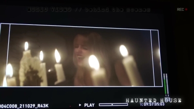 2022_-_Mckenna_Grace_Haunted_House_BTS_mp40701.jpg