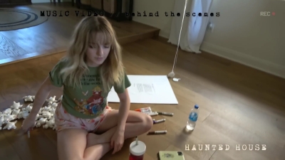 2022_-_Mckenna_Grace_Haunted_House_BTS_mp40728.jpg