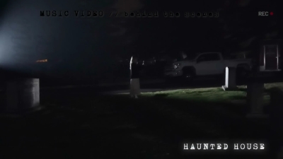 2022_-_Mckenna_Grace_Haunted_House_BTS_mp40798.jpg