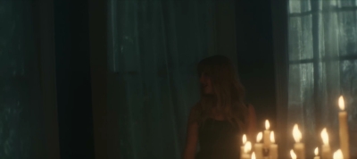 2022_-_Mckenna_Grace_Haunted_House_mp40910.jpg