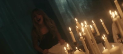 2022_-_Mckenna_Grace_Haunted_House_mp40911.jpg
