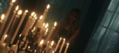 2022_-_Mckenna_Grace_Haunted_House_mp40914.jpg