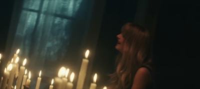 2022_-_Mckenna_Grace_Haunted_House_mp40919.jpg
