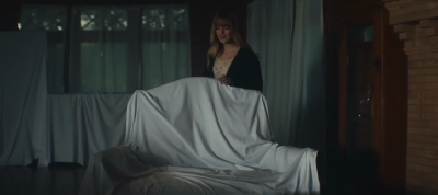 2022_-_Mckenna_Grace_Haunted_House_mp40927.jpg