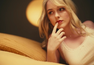 2023_-_Mckenna_Grace_-_Casual_Kisser_mp41274.jpg