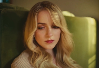 2023_-_Mckenna_Grace_-_Casual_Kisser_mp41362.jpg