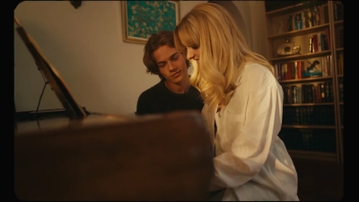 2023_-_Mckenna_Grace_-_Catch_Me_mp41513.jpg