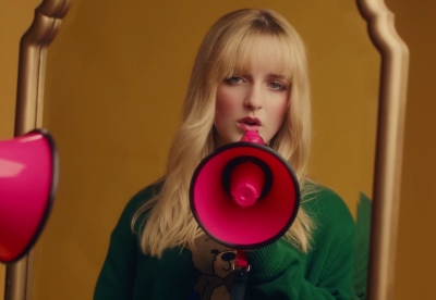 2023_-_Mckenna_Grace_-_Ugly_Crier_mp41663.jpg