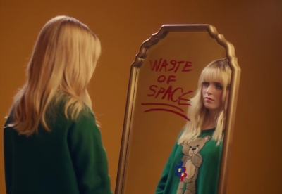 2023_-_Mckenna_Grace_-_Ugly_Crier_mp41712.jpg