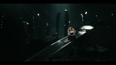 Ice_Nine_Kills_ft_Mckenna_Grace_-_Twisting_The_Knife_mp40133.jpg