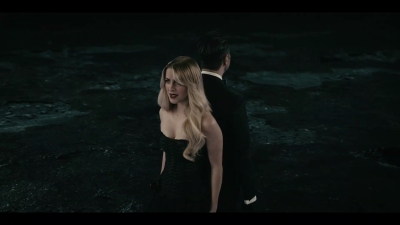 Ice_Nine_Kills_ft_Mckenna_Grace_-_Twisting_The_Knife_mp40395.jpg
