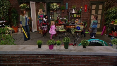 2012-2014_-_Crash_and_Bernstein_S01E01_mkv0017.jpg