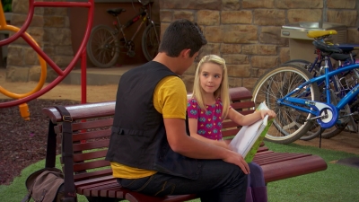 Dog_With_a_Blog_S03E17_mkv3436.jpg