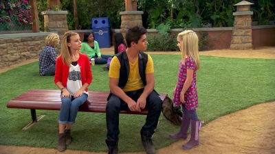 Dog_With_a_Blog_S03E17_mkv3596.jpg