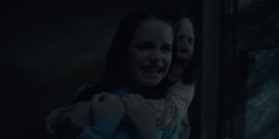 2018_-_The_Haunting_of_Hill_House_S01E02_mp44972.jpg