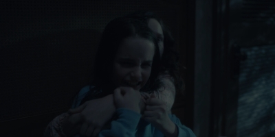 2018_-_The_Haunting_of_Hill_House_S01E02_mp44977.jpg