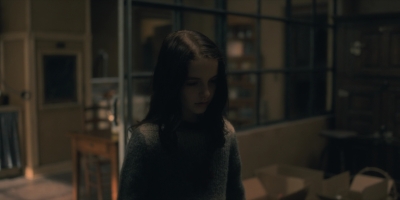 2018_-_The_Haunting_of_Hill_House_S01E03_mp48371.jpg