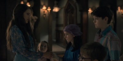 2018_-_The_Haunting_of_Hill_House_S01E09_mp44471.jpg