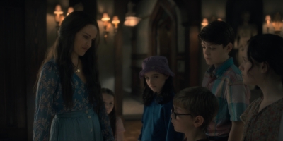 2018_-_The_Haunting_of_Hill_House_S01E09_mp44475.jpg