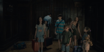 2018_-_The_Haunting_of_Hill_House_S01E09_mp45593.jpg