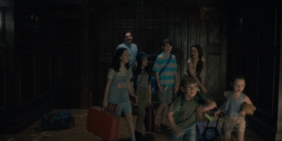 2018_-_The_Haunting_of_Hill_House_S01E09_mp45595.jpg