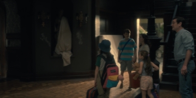 2018_-_The_Haunting_of_Hill_House_S01E09_mp45605.jpg
