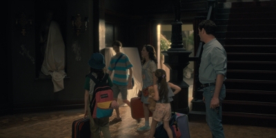 2018_-_The_Haunting_of_Hill_House_S01E09_mp45606.jpg