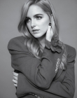 2022-12Outtakes_28729.jpg
